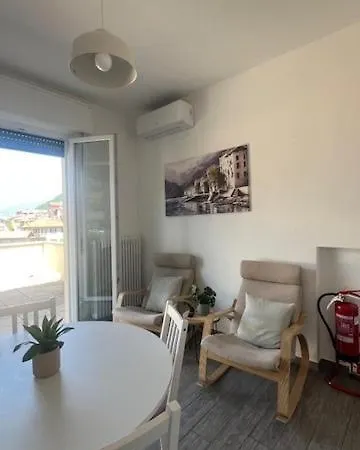 Casa Carlotta Daire Lezzeno
